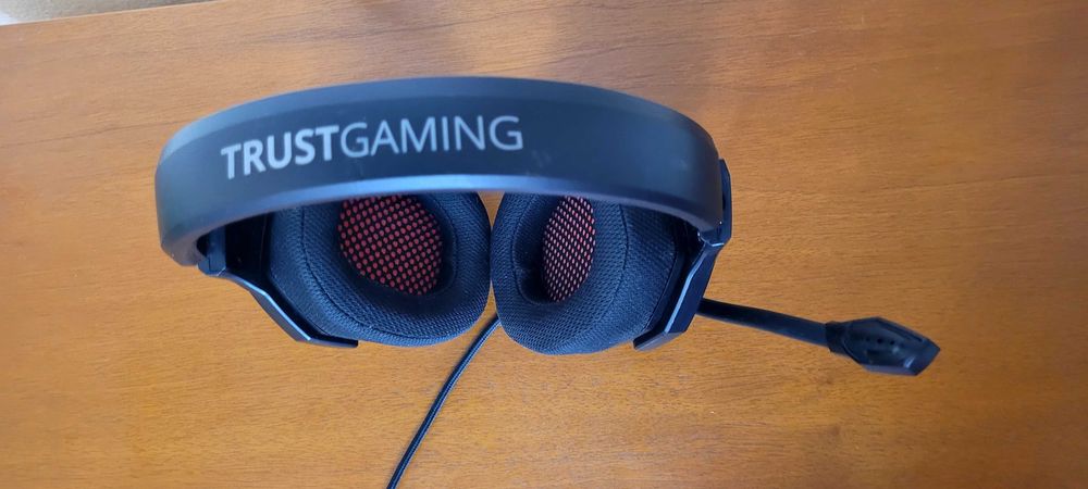 Căști trustgaming