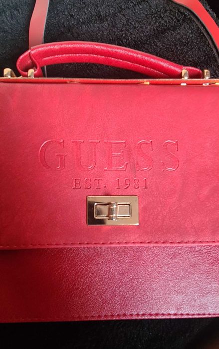 Geantă Guess tip plic