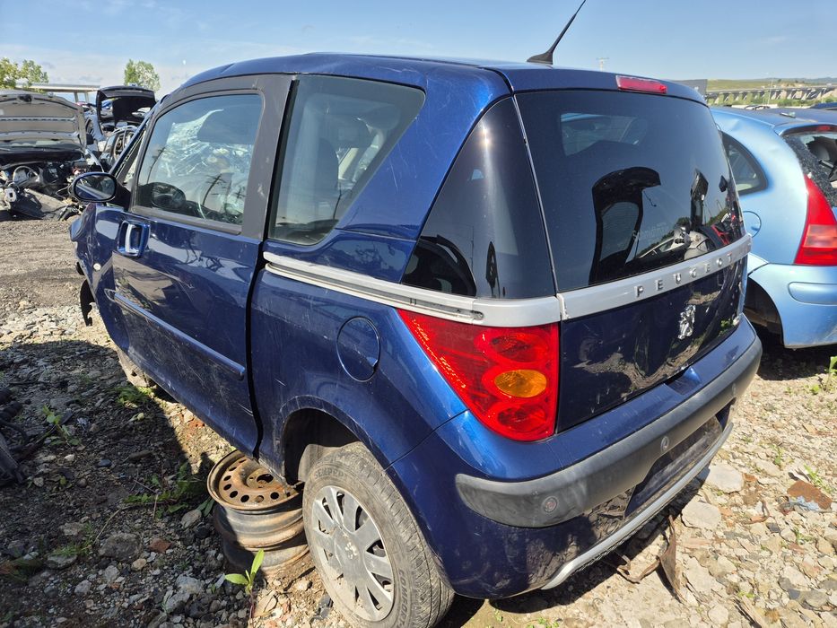 Dezmembram Peugeot 1007 Fab.2008 1.4hdi 8HZ Manual