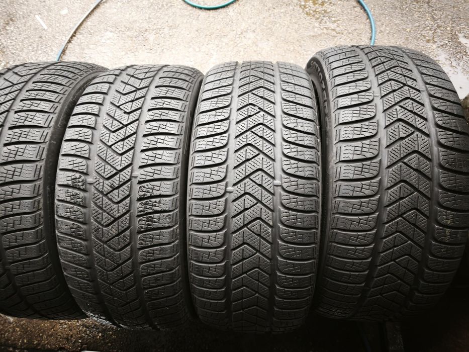 245/45/19" 4бр Pirelli sotozero3 winter, dot2022,6-7mm