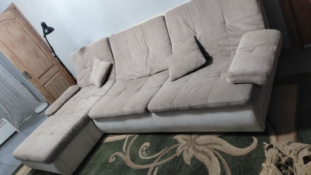 Диван угловой отл состояние