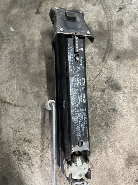 Cric / coarba Mercedes C E S w203 w204 w211 w212 w220 w221 w219 w218