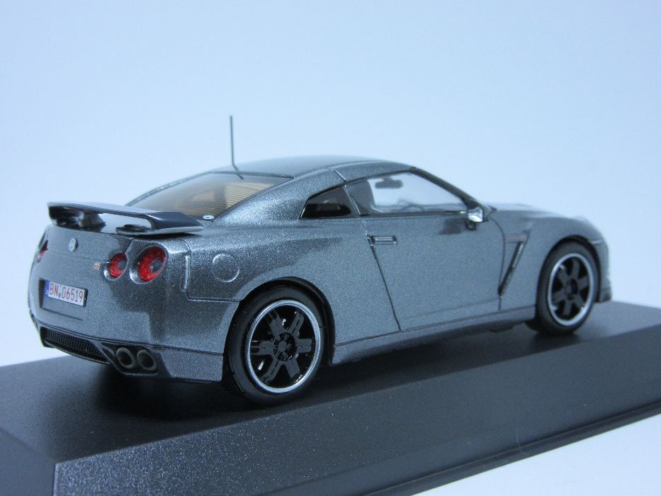 Macheta Nissan GTR SpecV Nurburgring Kyosho 1:43