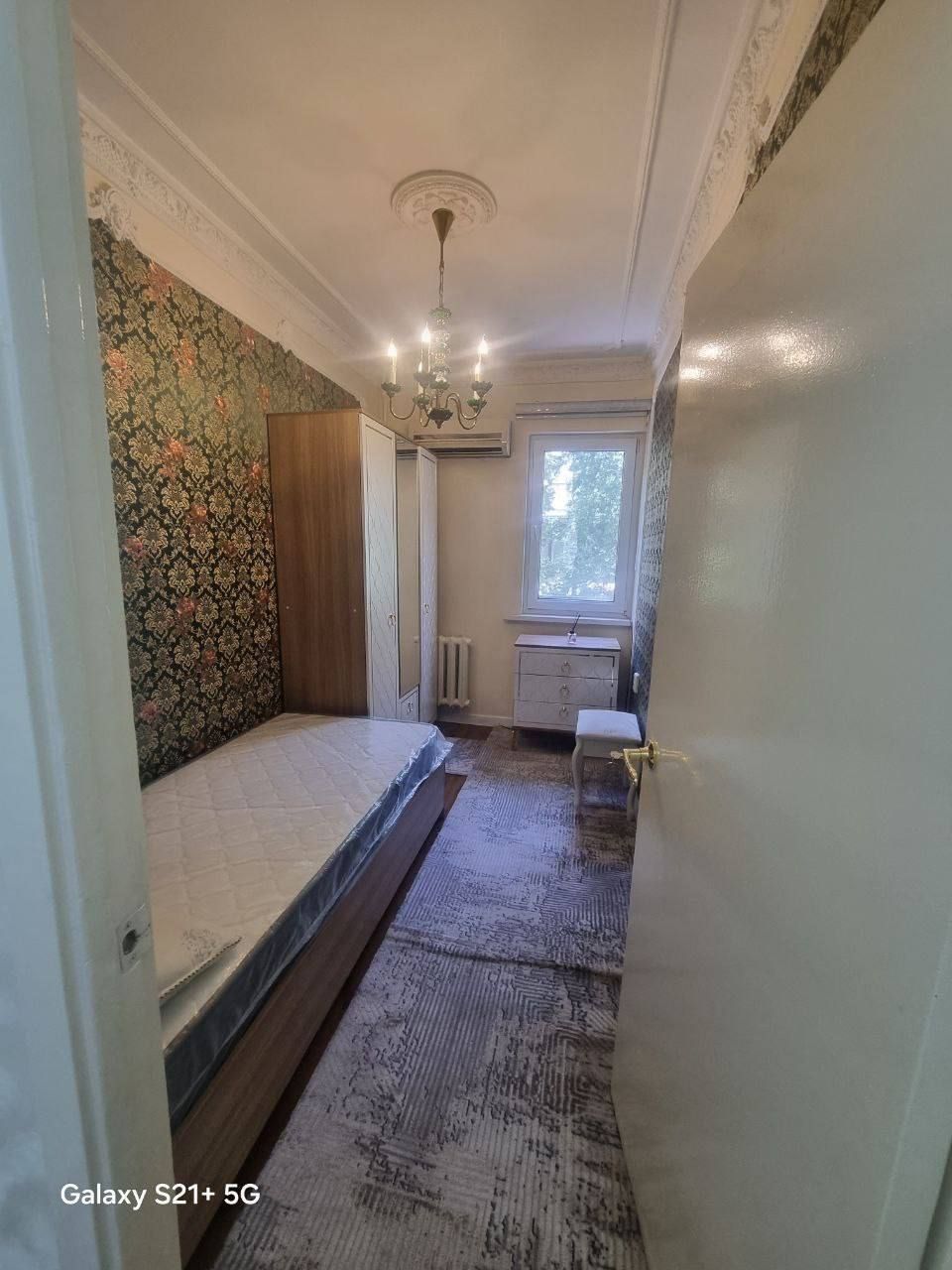 Sotiladi квартира Центр Мирабад Ойбек 3//6//9 с обстановкой