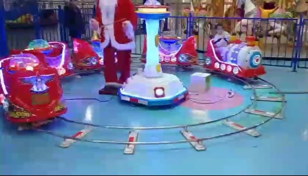 Attraksion poezd lar optom