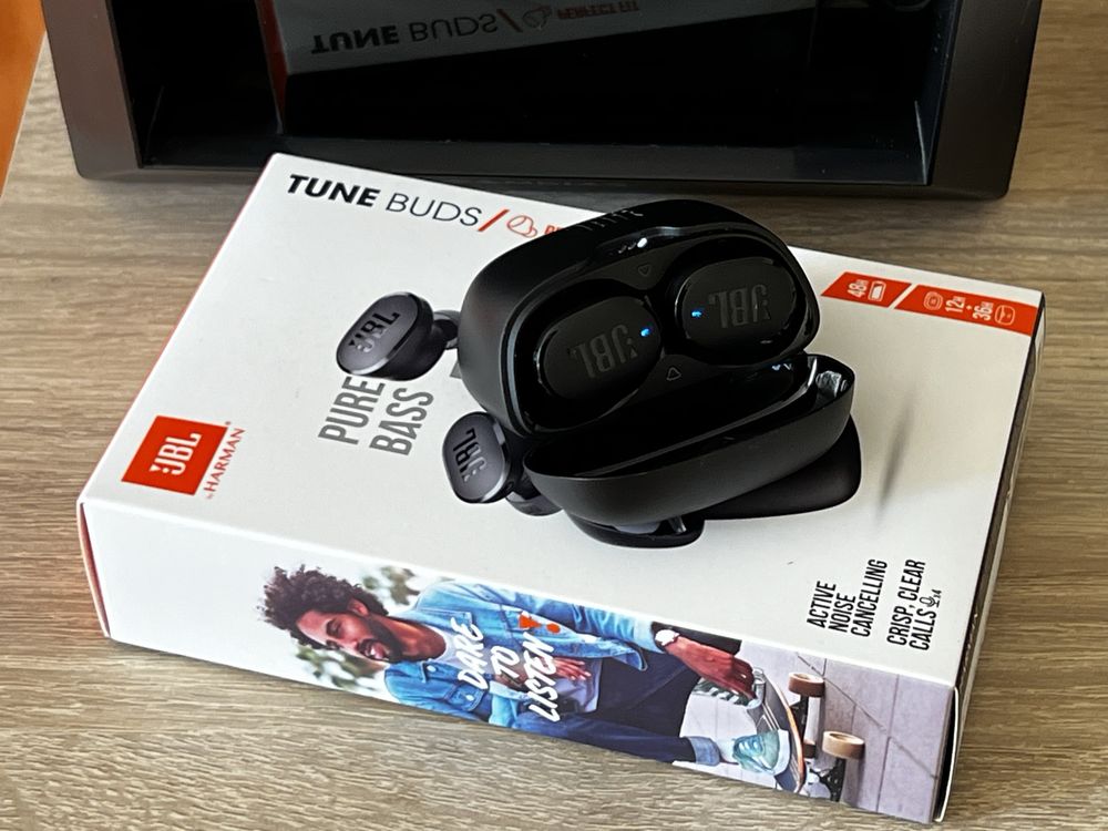 Wireless слушалки JBL TUNE BUDS в гаранция