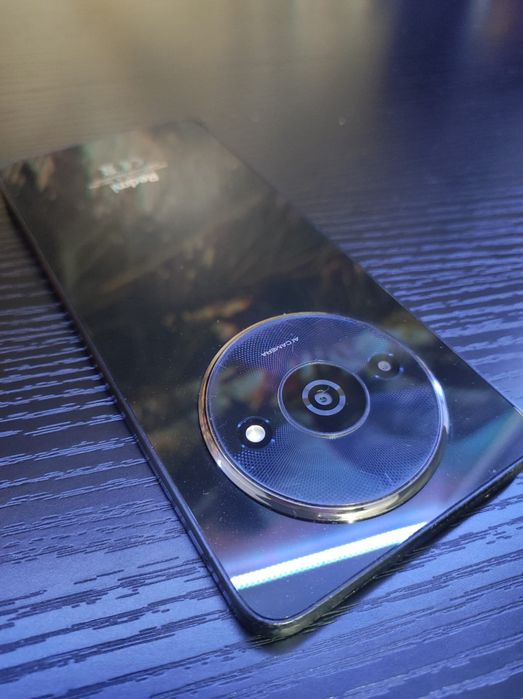 Redmi A3 - Elegant si Frumos