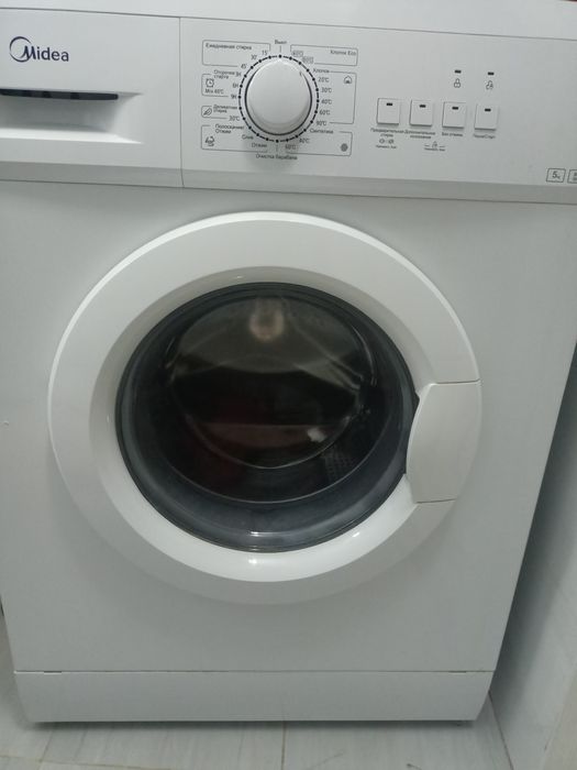 Продам стиральную машину Midea в рабочем состоянии, б/у , цена 15 тыс