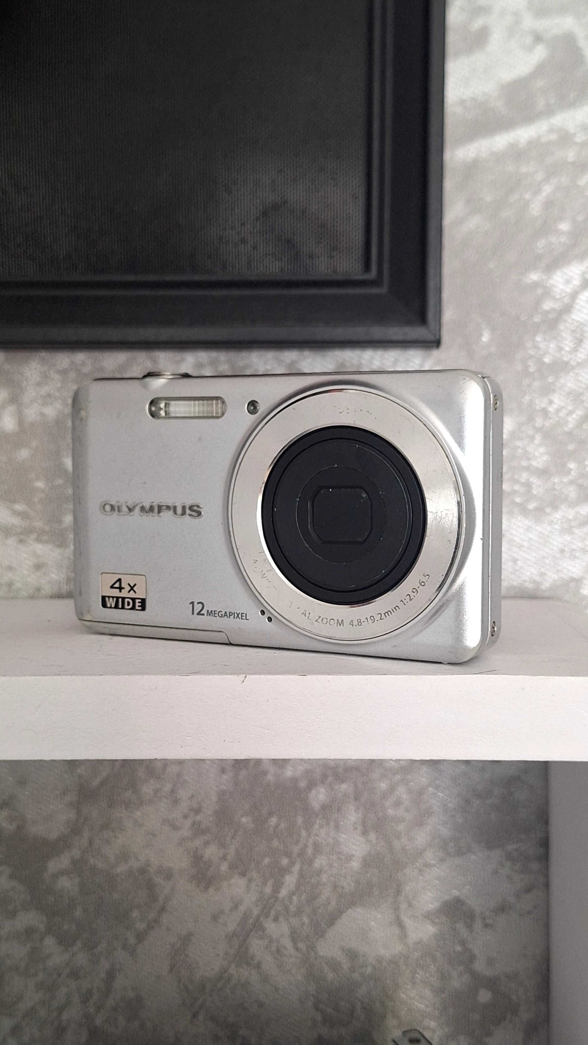 Фотоапрат Olympus d-700