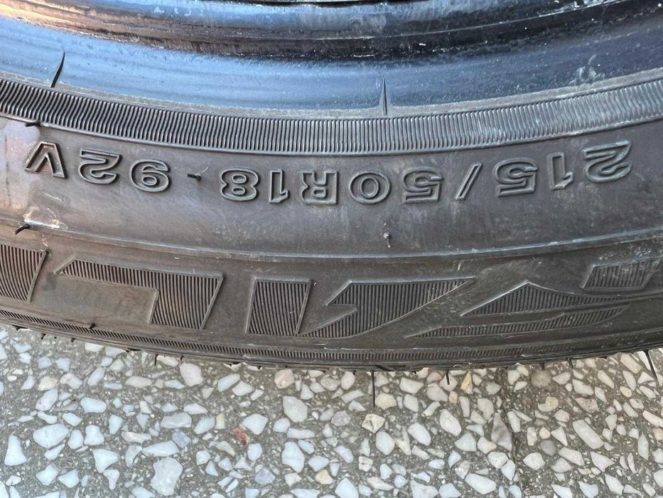 Продавам 4 броя Летни Гуми FALKEN 215 50 18 на 5000 км. ДОТ 11/2024.
