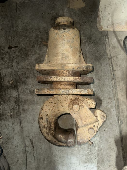 Продам фаркоп на камаз