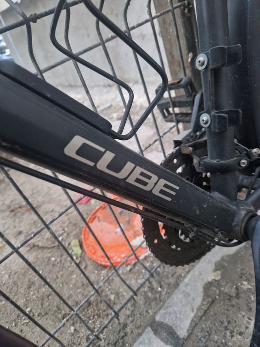 Bicicletă trekking Cube Touring Exc