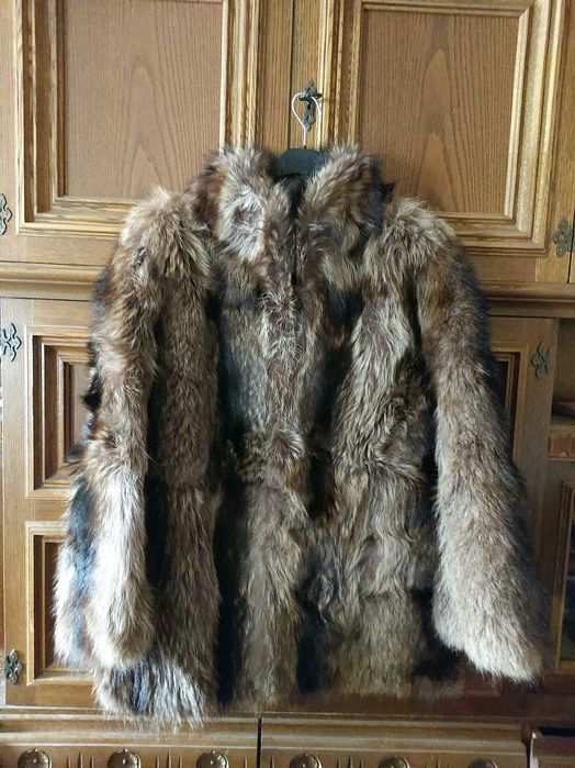 Haină din piele cu Blană Naturală de Raton