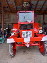 Vând Tractor U650