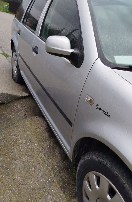Vand Golf 4 an 2002.         .