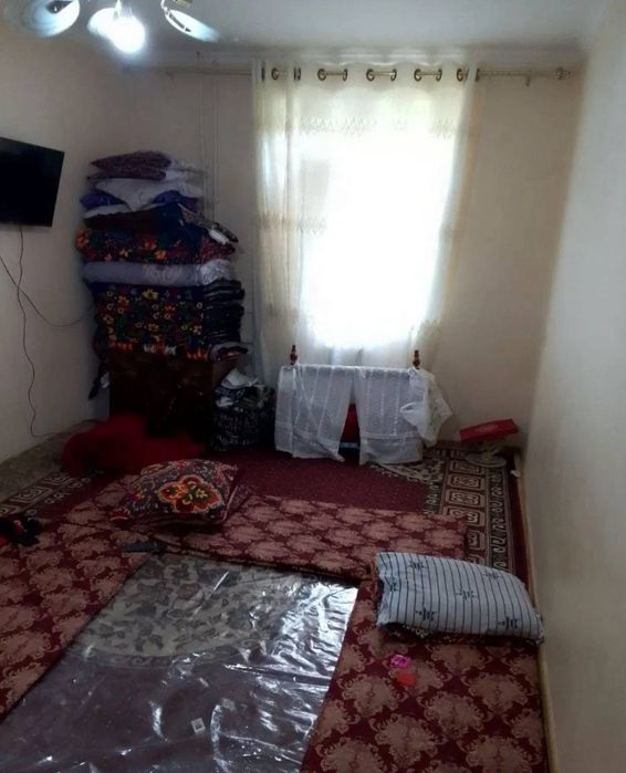 ÷ 40м² КИРПИЧ Балкон 2х4 Чиланзар 22 квартал  продаётся квартира