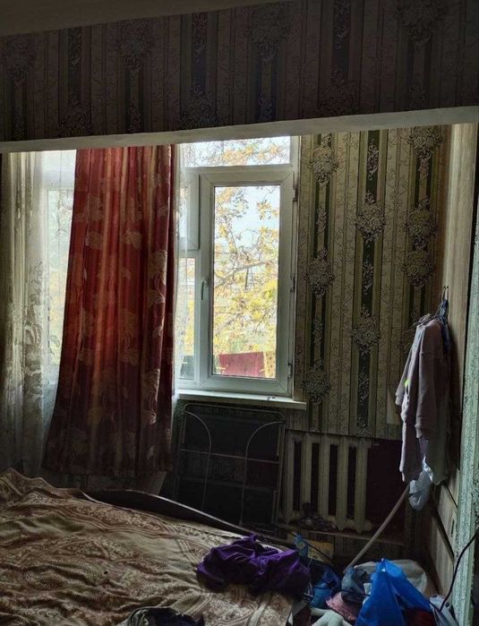 Продаётся 1 переделана в 2/4/4 на Юнусабаде 7,Площадь-42м2,Альфраганус