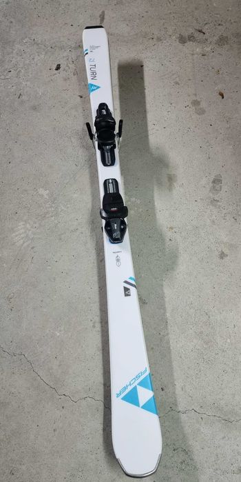 Schiuri dama FISCHER MY TURN 72 SUPERLITE + Fischer RS9 ( ca NOI )