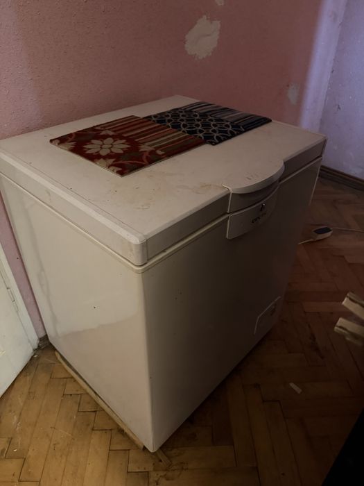 Lada frigorifica Arctic, stare buna