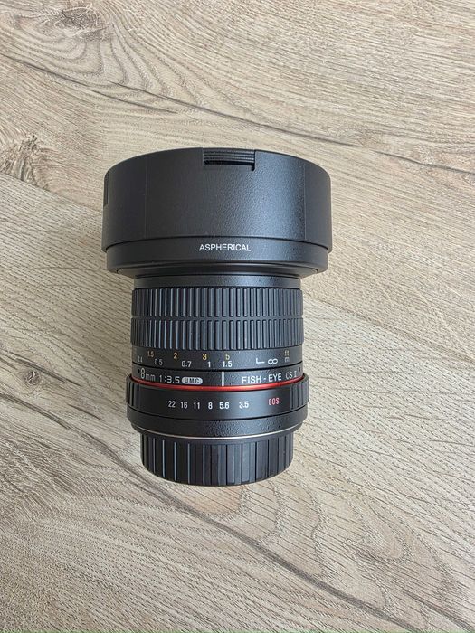 Samyang 8mm f/3.5 Fisheye за Canon