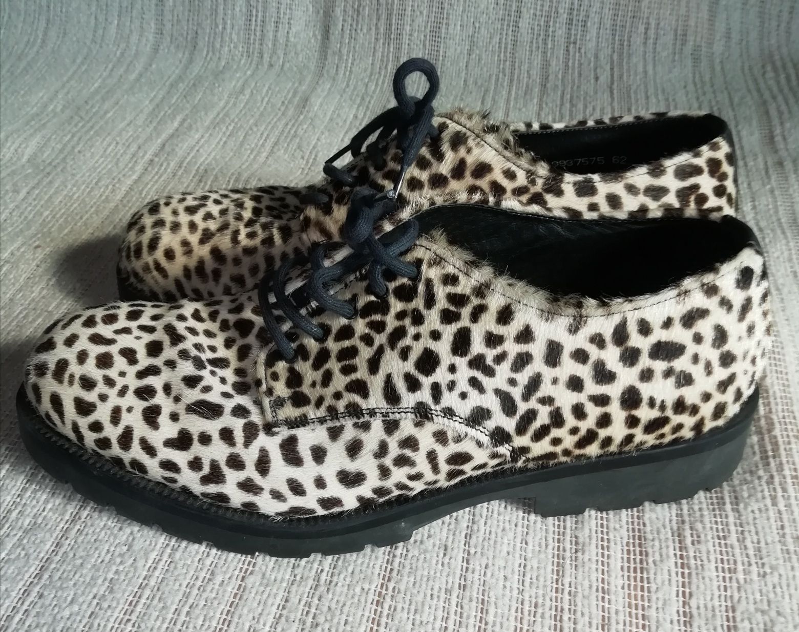 Pantofi piele-blana "leopard" L. A. DESIGN  nr. 43