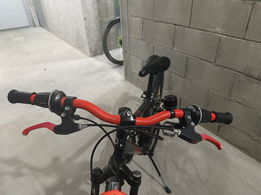 Велосипед BTWIN Rockrider