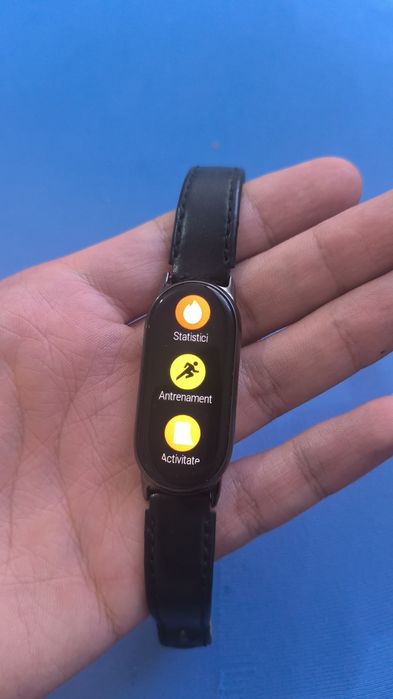 Xiaomi Smart Band 8 într-o stare acceptabilă!