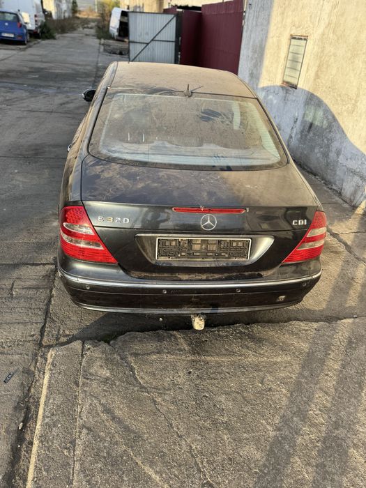 Dezmembrez Mercedes E320 W211 distronic carlig remorcare