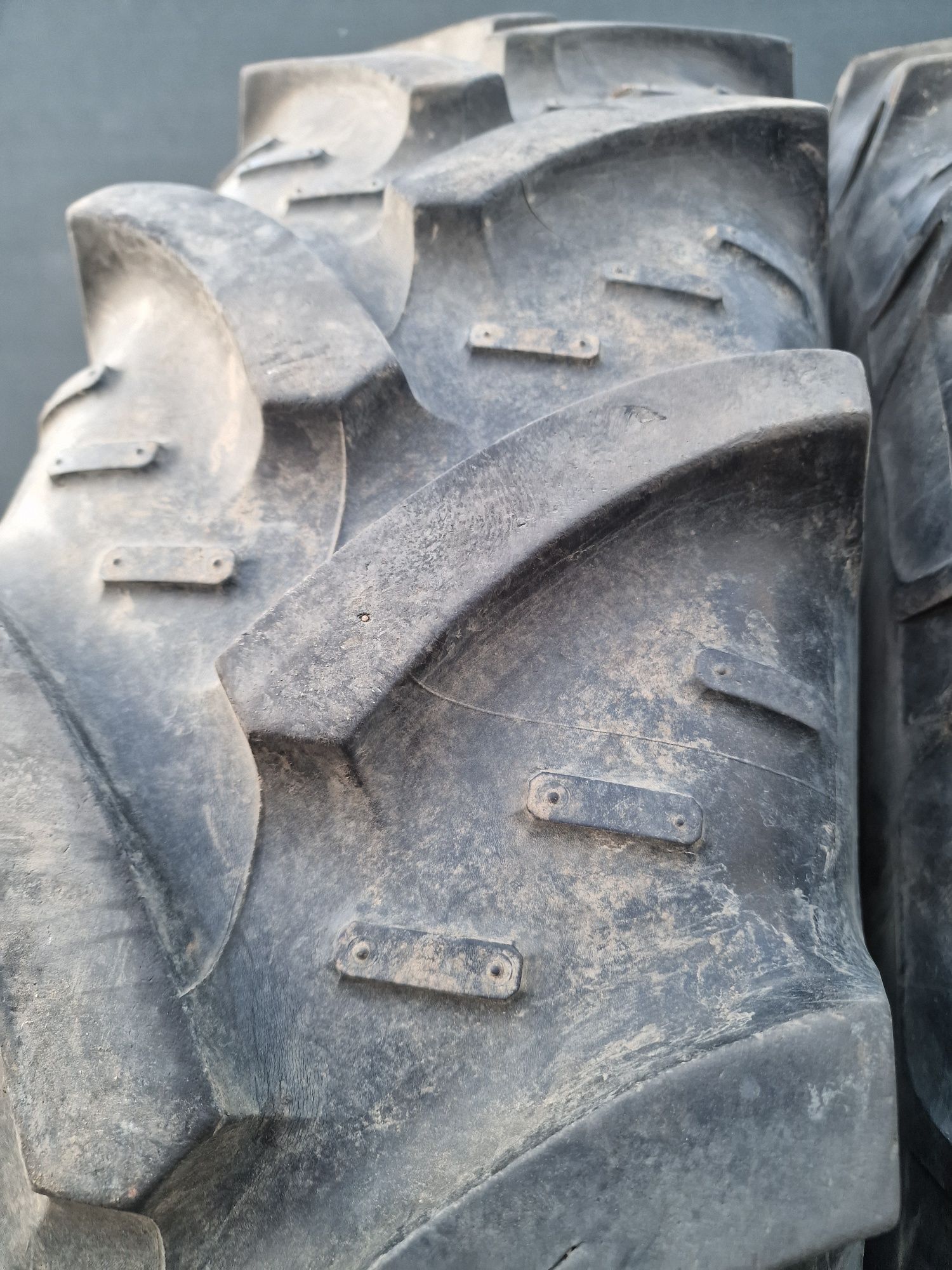 ANVELOPE agri 11.2R44 (270/95R44) marca Kleber