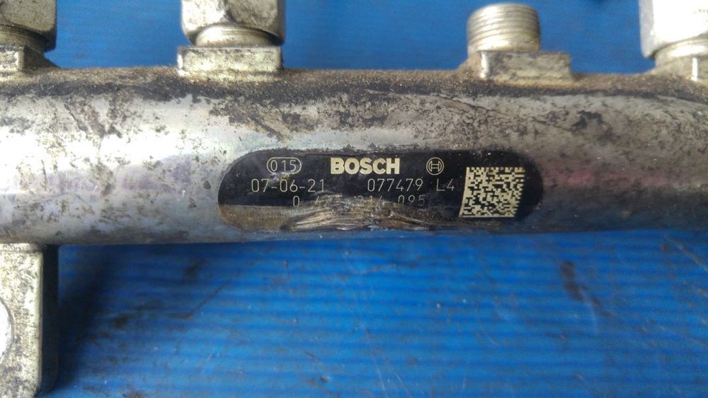rampa injectoare fiat bravo croma multipla stilo alfa romeo 147 159 opel astra h zafira b 1.9 jtd 0445214095