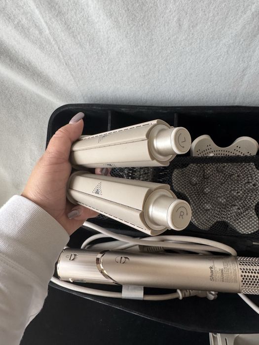 Маша SharkNinja FlexStyle 5-в-1 Air Styler и сешоар HD440SLEU