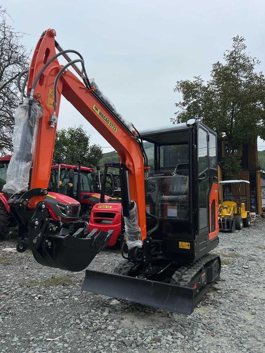 Miniexcavator MACAO CT23