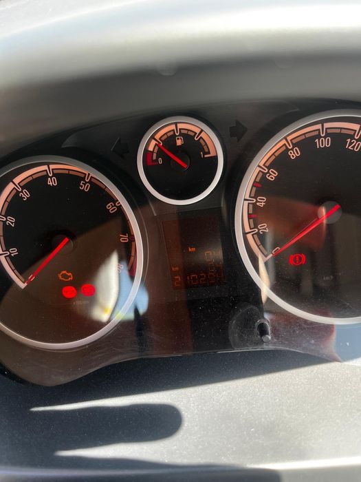 Opel Corsa 1.2 Benzină 2008