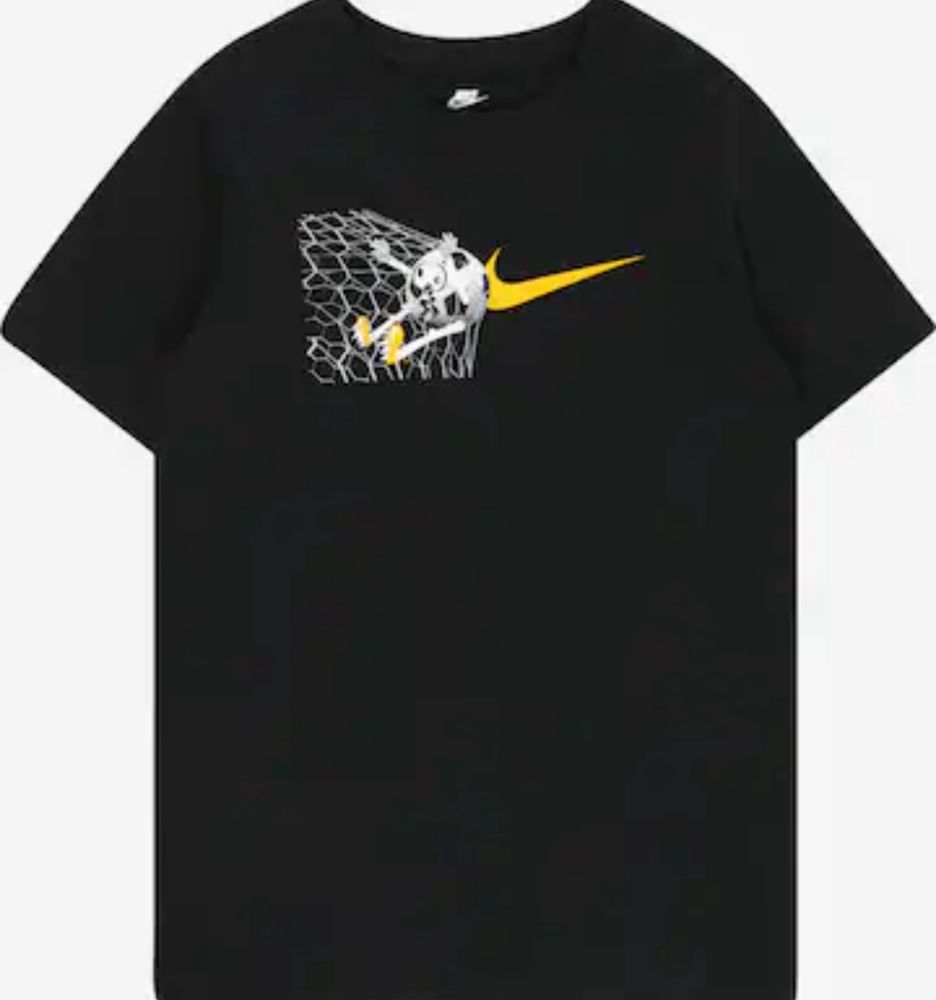 Продавам нова тениска на Nike