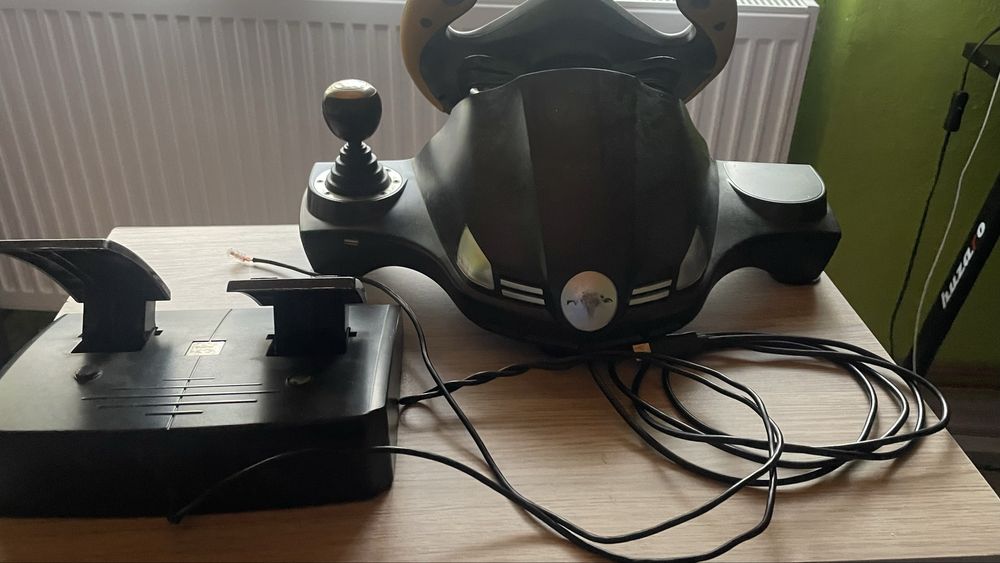Set Volan si Pedale gaming Myria MG7400.Pret negociabil!