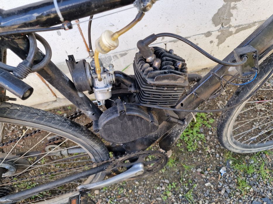 Bicicleta cu motor 2T
