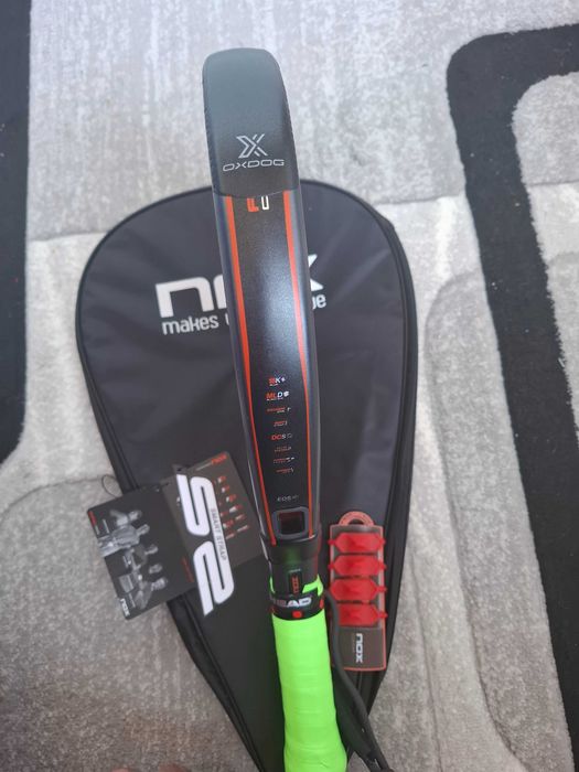 Падел ракета Nox AT10 Genius 18K Alum 2025 Agusti­n Tapia