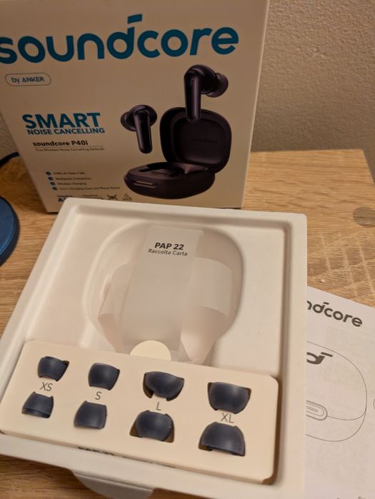 Căști Anker Soundcore P40I+Încărcător Wireless Anker