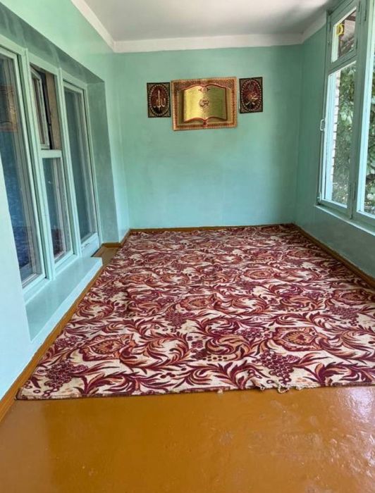 Ижарага уй берилади  алгаритим  4 хона  400& 2 этаж