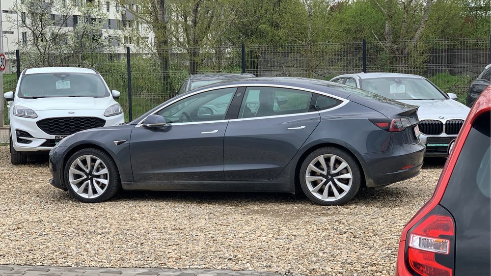 Jante Tesla 19 inch 5x114.3 impecabile + anvelope in stare buna