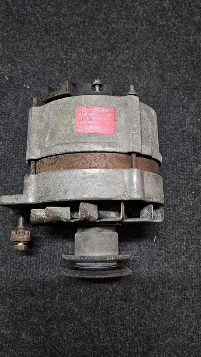 Alternator 90Ah Volkswagen Golf 2 / Jetta 2