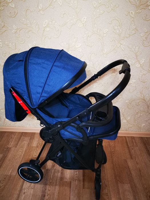 Продаётся детская коляска