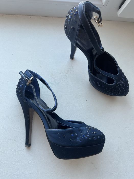 Продам туфли темно-синего и зеленого цвета