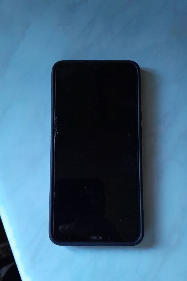 Sotiladi. Redmi A8