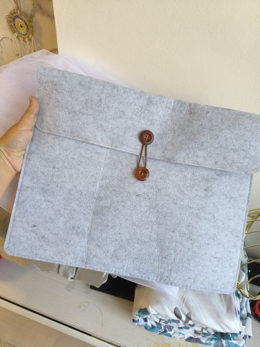 Продам сумочку для ноутбука