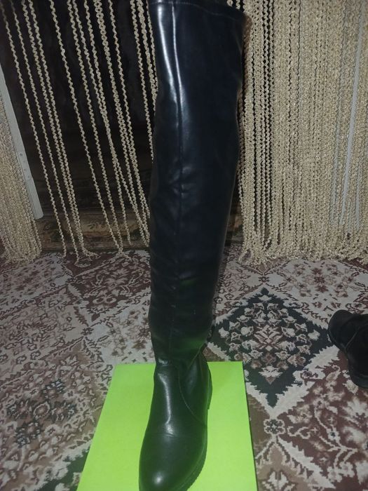 Продаётся женская обувь