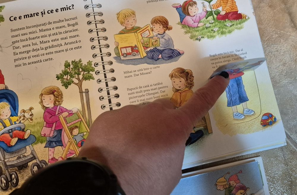 Lot de carti cu clapete