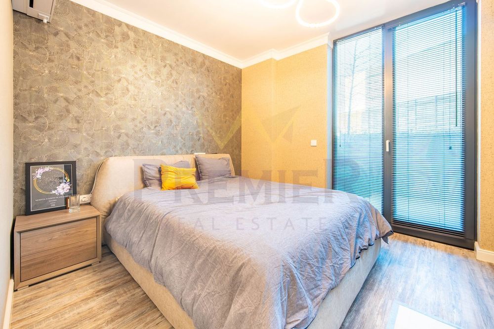 Продава се Тристаен апартамент в Варна, Чайка - 117 кв.м за 4231 €/кв.м - Снимка #6