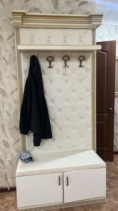 Продам Прихожку