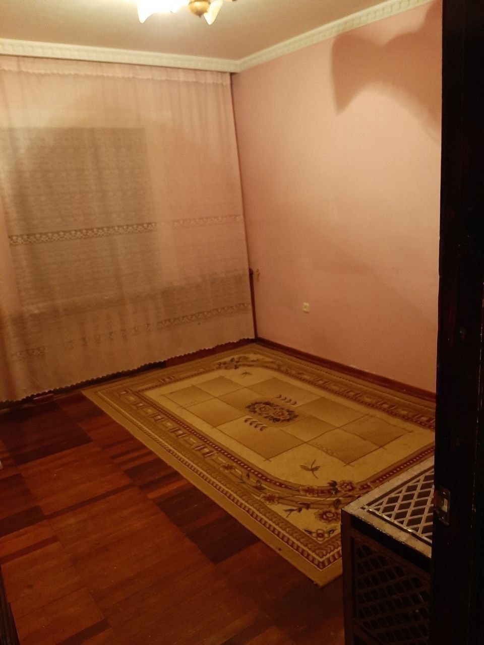Продается 3ком 2й этаж Юнусабад 9 . Корзинка